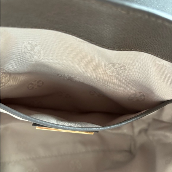 Tory Burch Willa Leather Backpack-Volcanic Stone Taupe Gray Brown - Picture 5 of 8